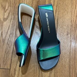 United Nude Mobius Low Green and Blue Iridescent Slide Sandals Size 38